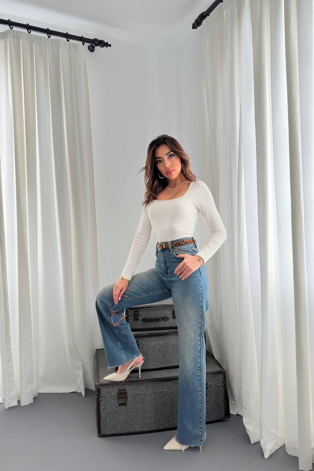 Toptan Mavi Yüksek Bel Ve Geniş Paça Jeans Pantolon