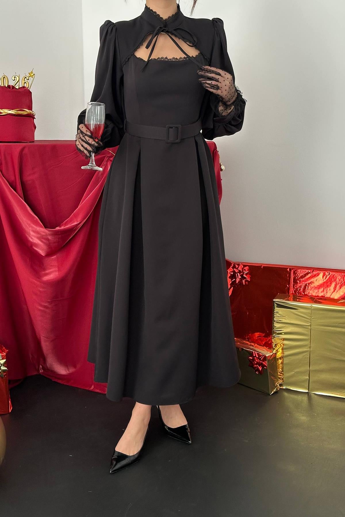 Toptan Siyah Dantelli Kuplu Elbise