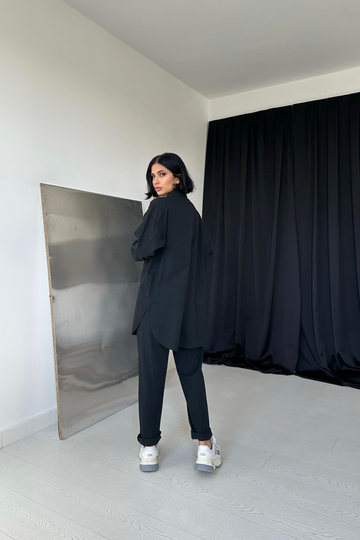 Toptan Siyah Gömlek Ve Çıtçıtlı Pantolon Takım