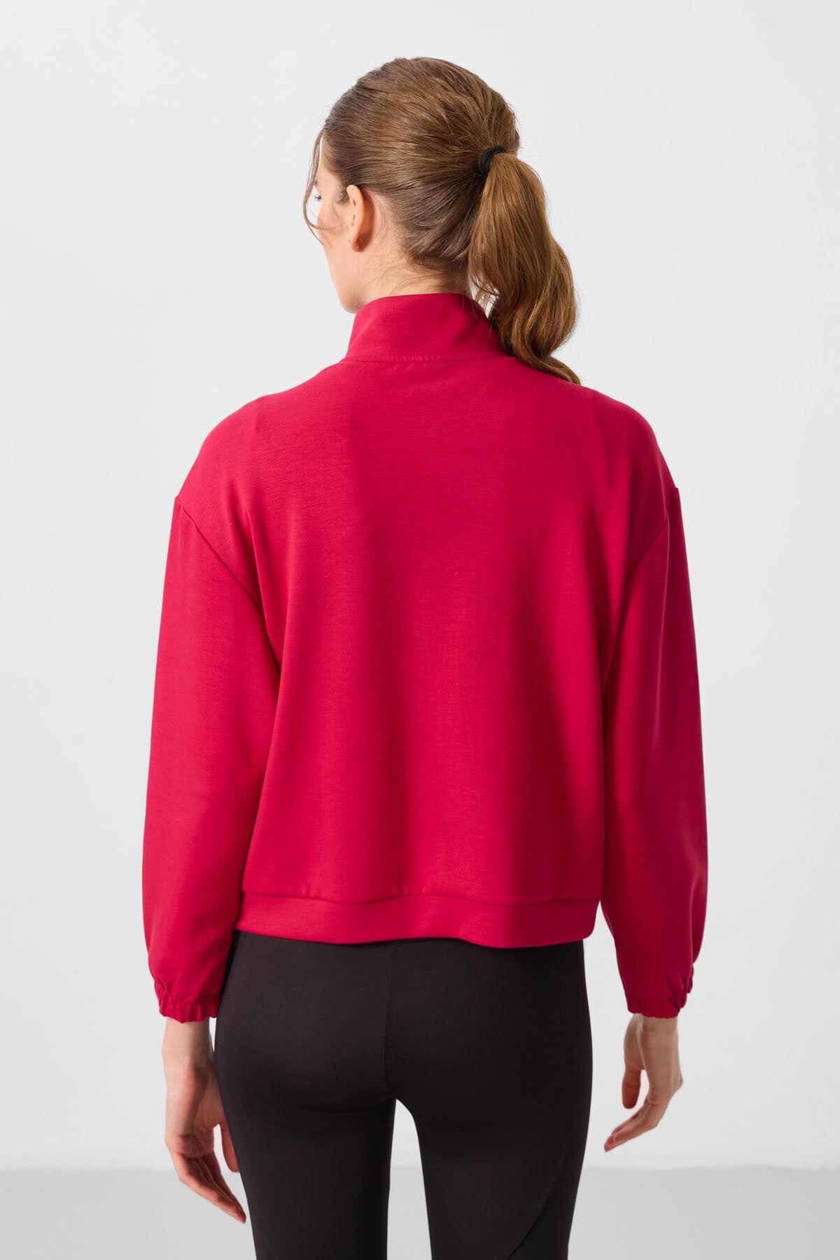 Viva Kırmızı Yumuşak Dokulu Dik Yaka Oversize Kargo Cepli Kadın Crop Top Sweatshirt - 97301