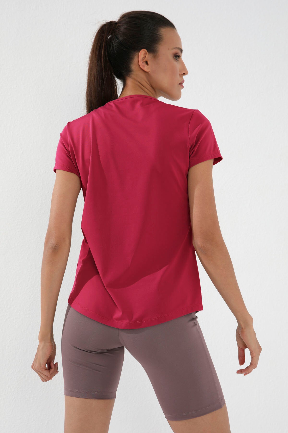 Viva Kırmızı Basic Kısa Kol Standart Kalıp O Yaka Kadın T-Shirt - 97144