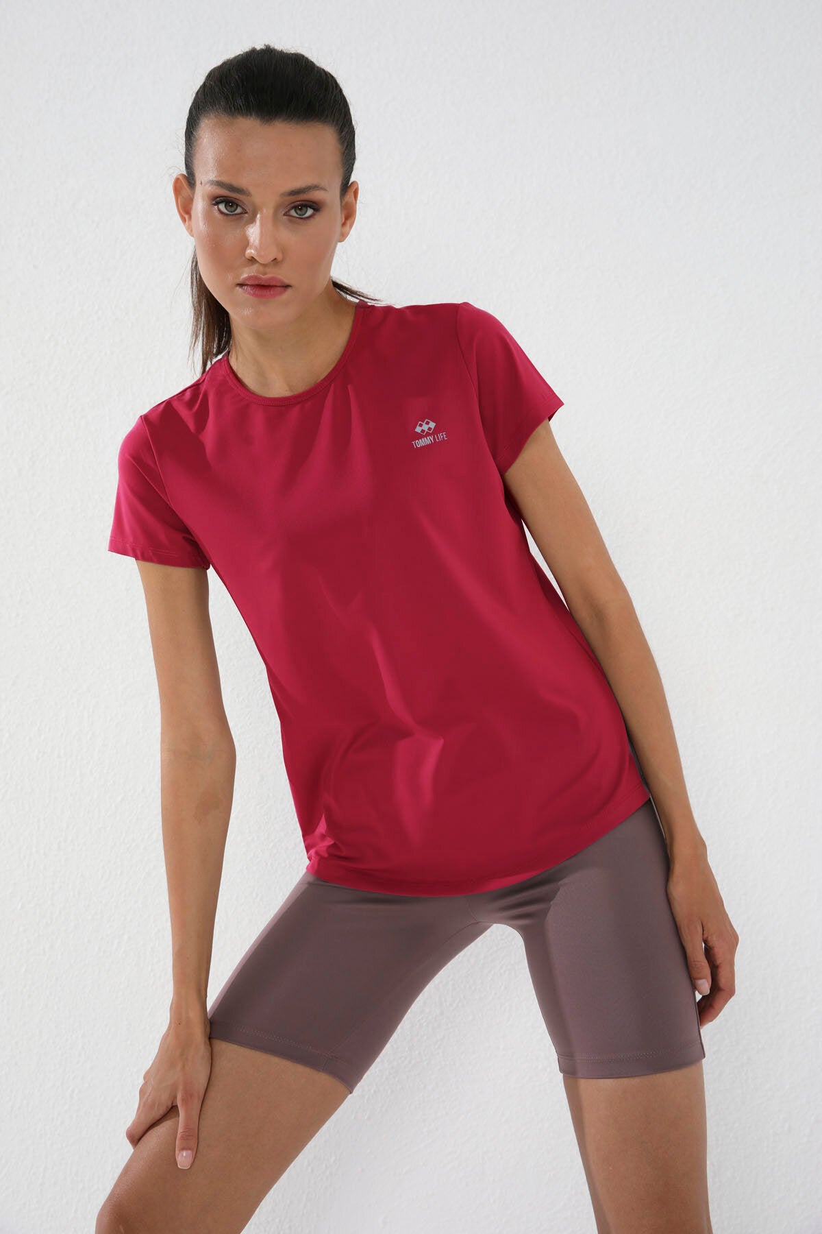 Viva Kırmızı Basic Kısa Kol Standart Kalıp O Yaka Kadın T-Shirt - 97144