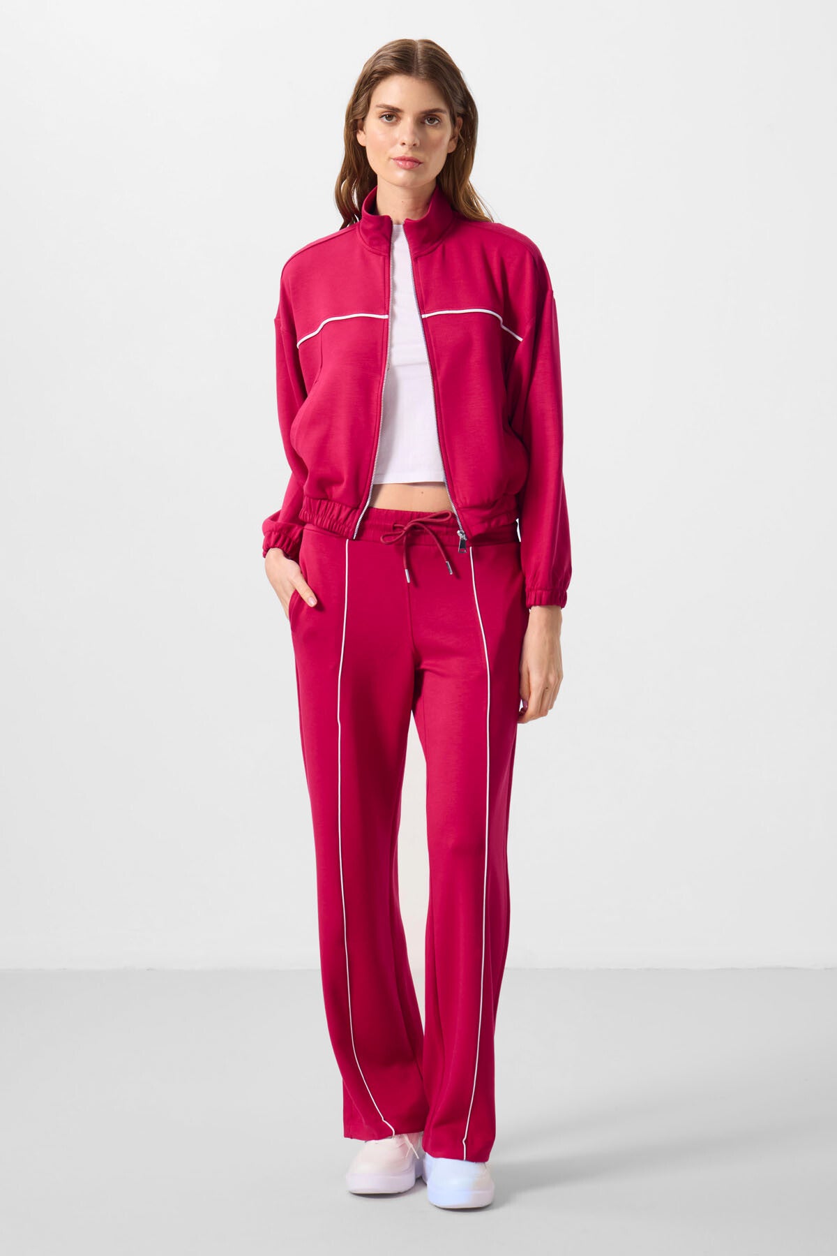 Viva Kırmızı Yumuşak Dokulu Dik Yaka Oversize Lastikli Kadın Eşofman Takım - 95349