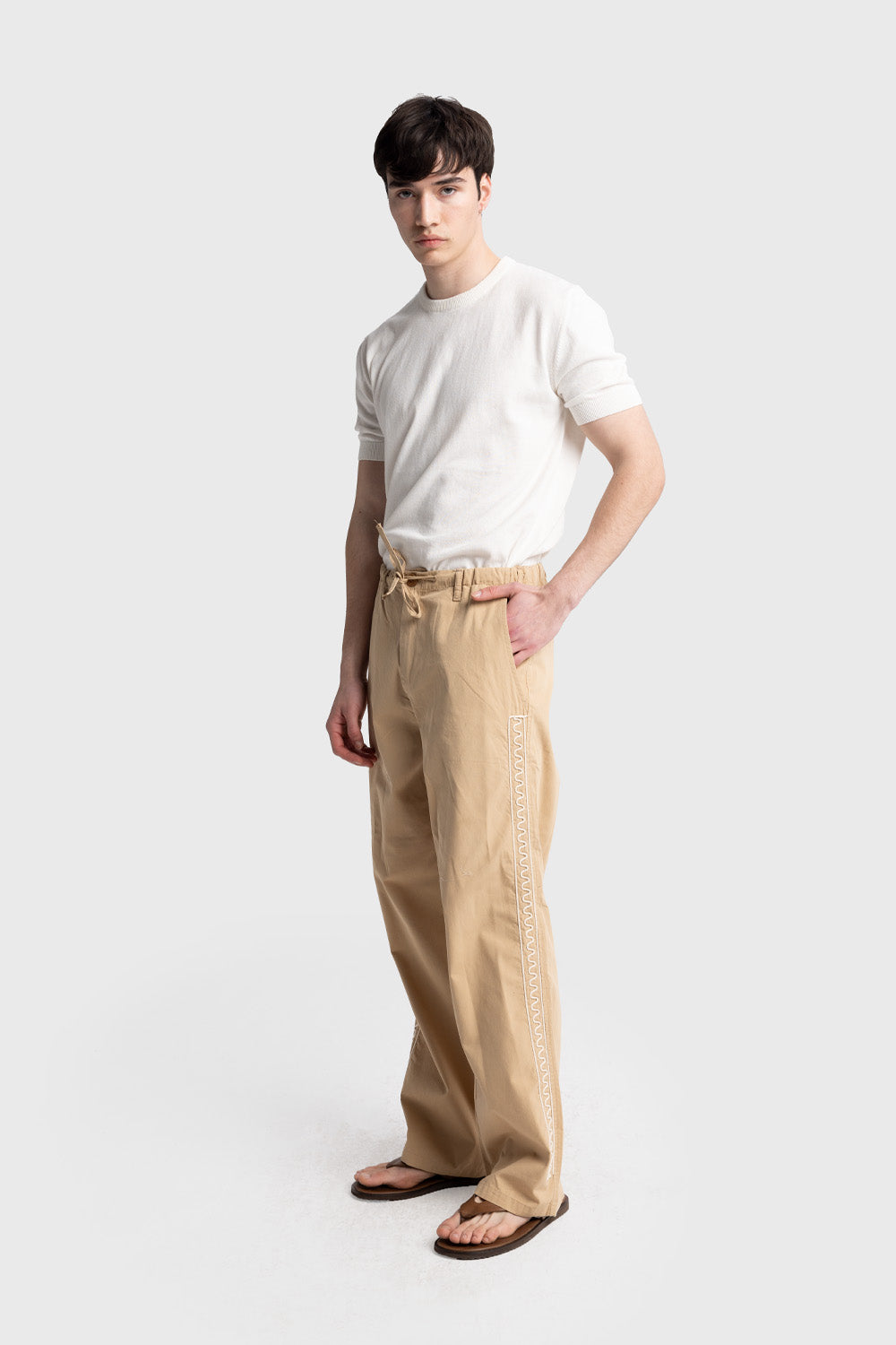 YANI İŞLEMELİ POPLIN PANTOLON - TABA L