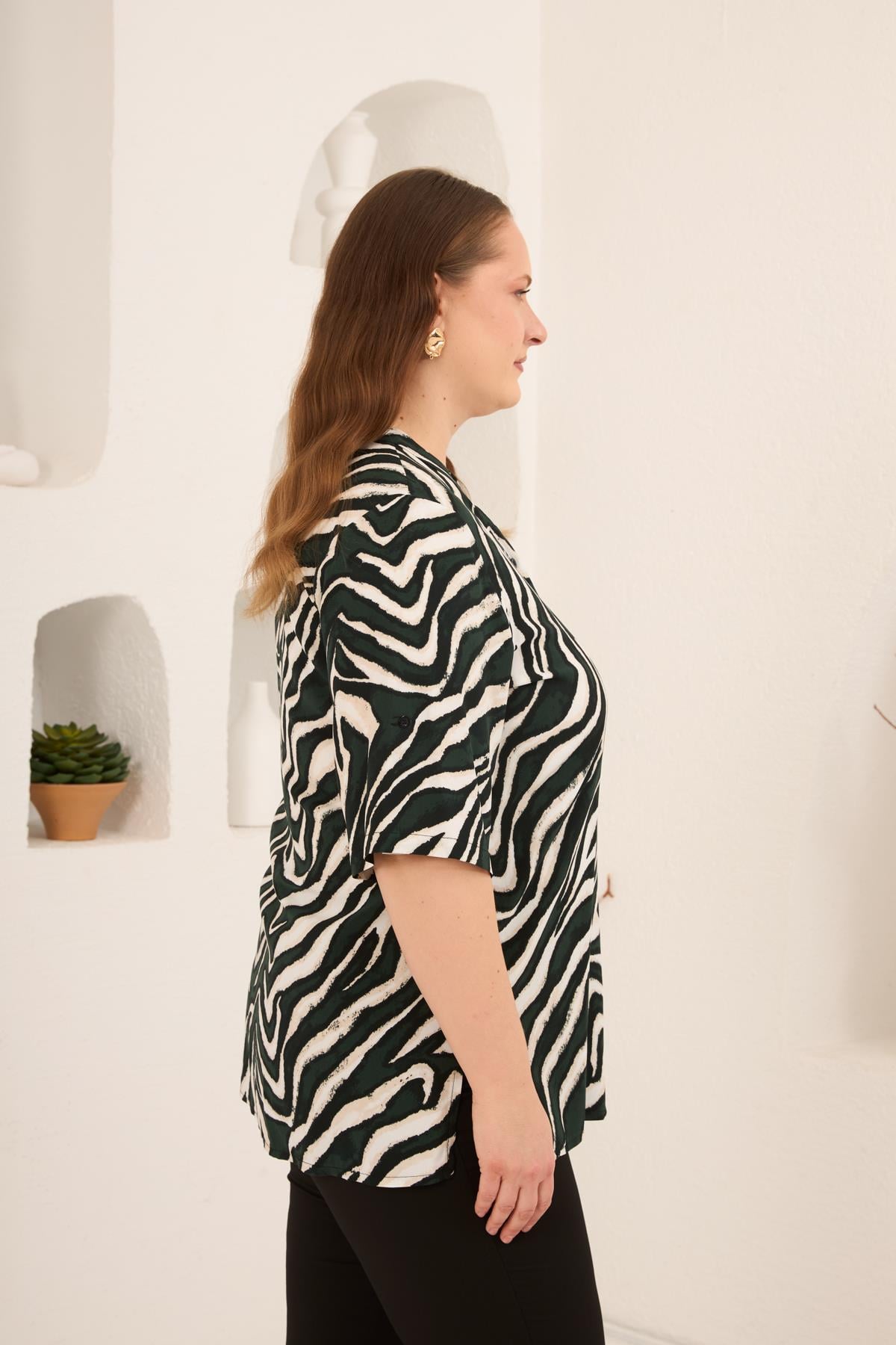 Zebra Desen Büyük Beden Viskon Gömlek Haki